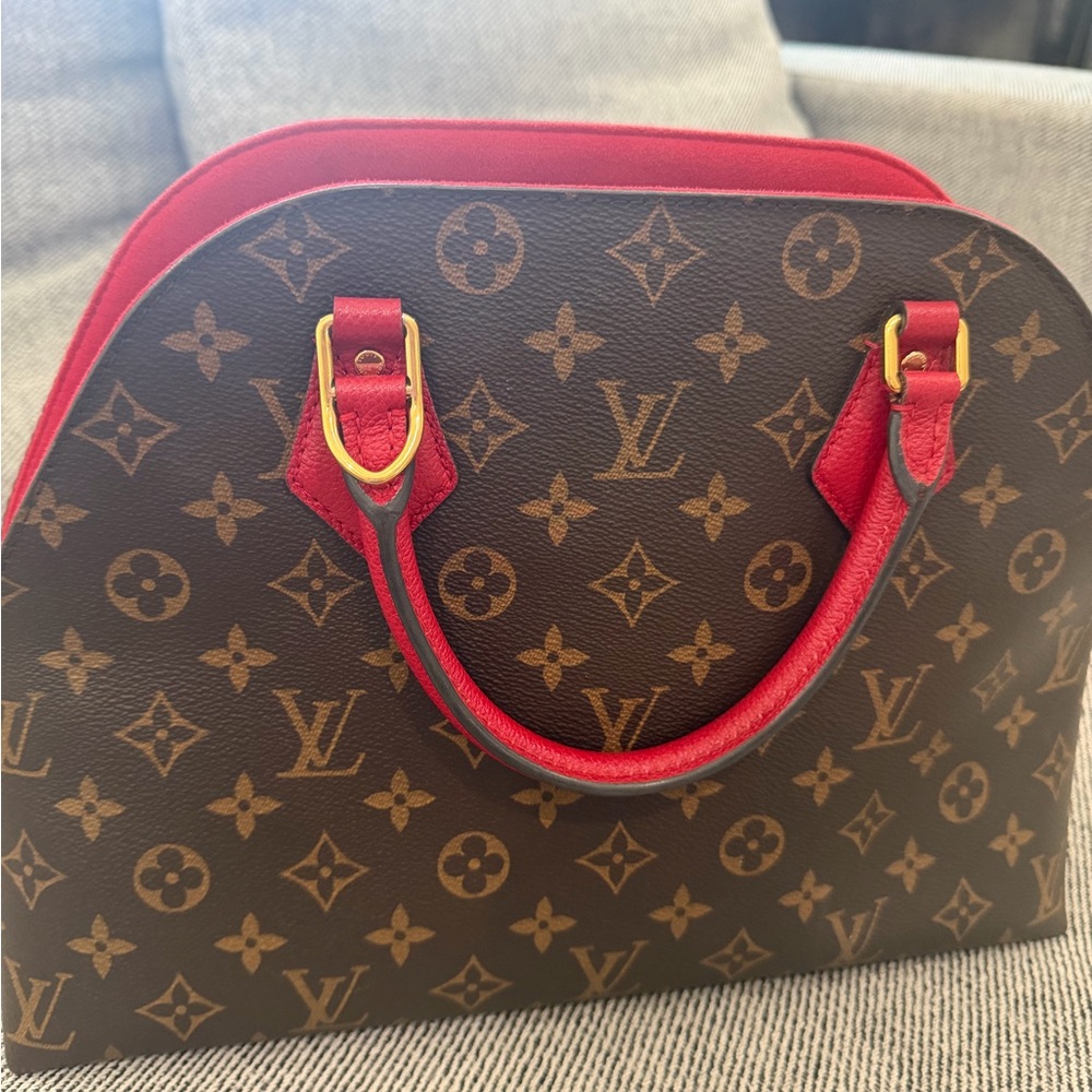 Louis Vuitton Monogram Brown and Red bag. Alma B’N’B. LV satchel